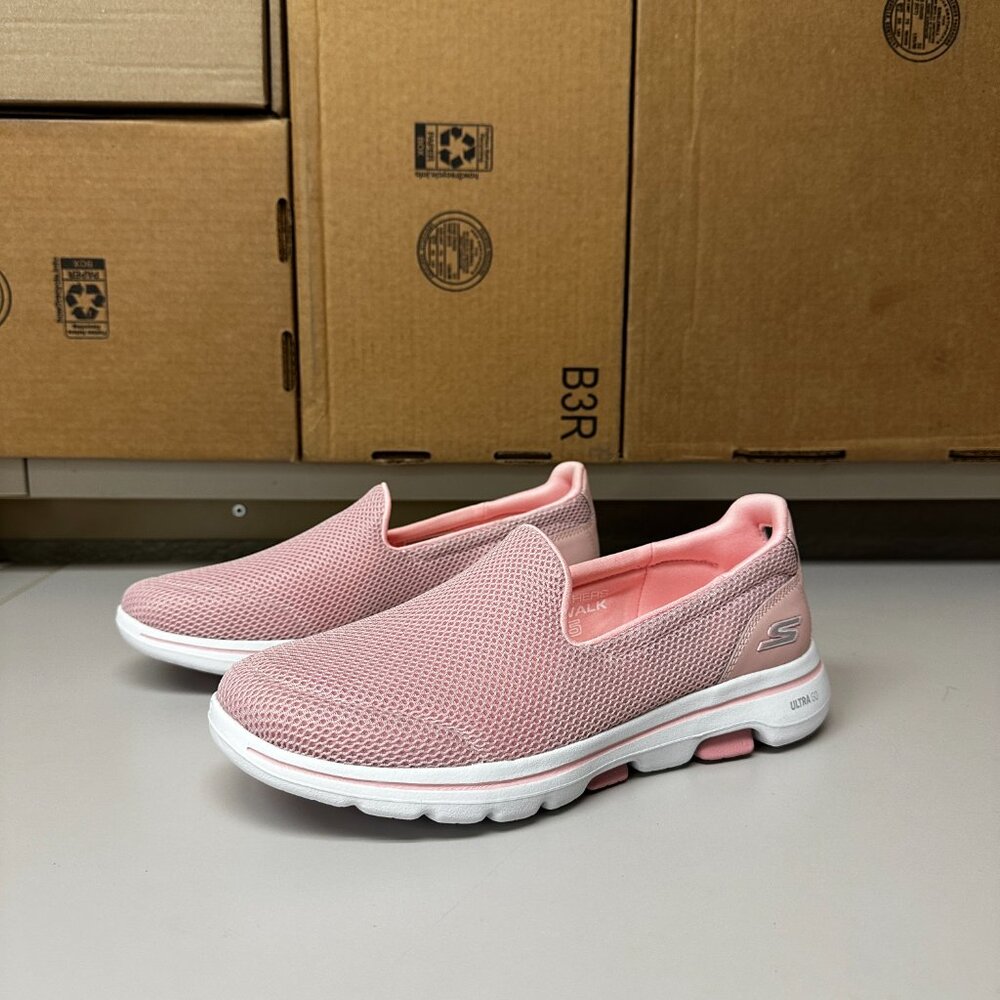 Sketchers slip on shoe - pink - size 8 - Picture 3 of 6